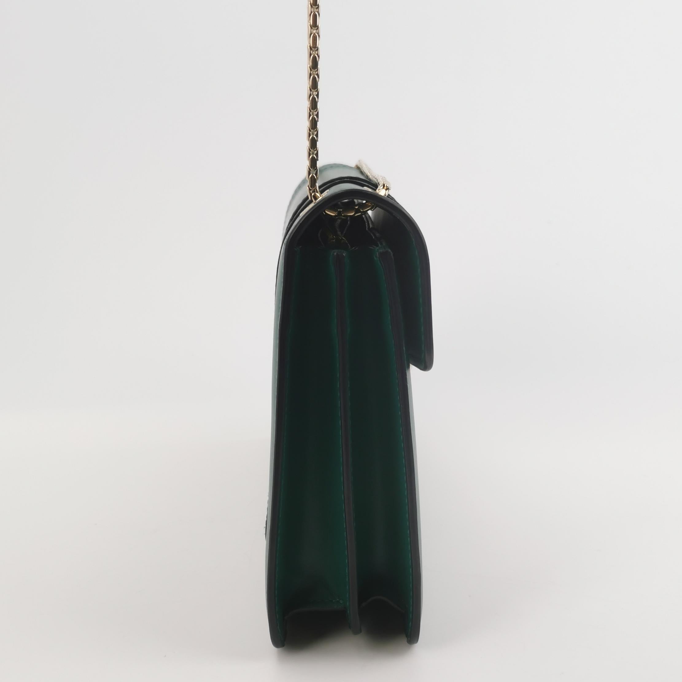 Green Serpenti Forever medium